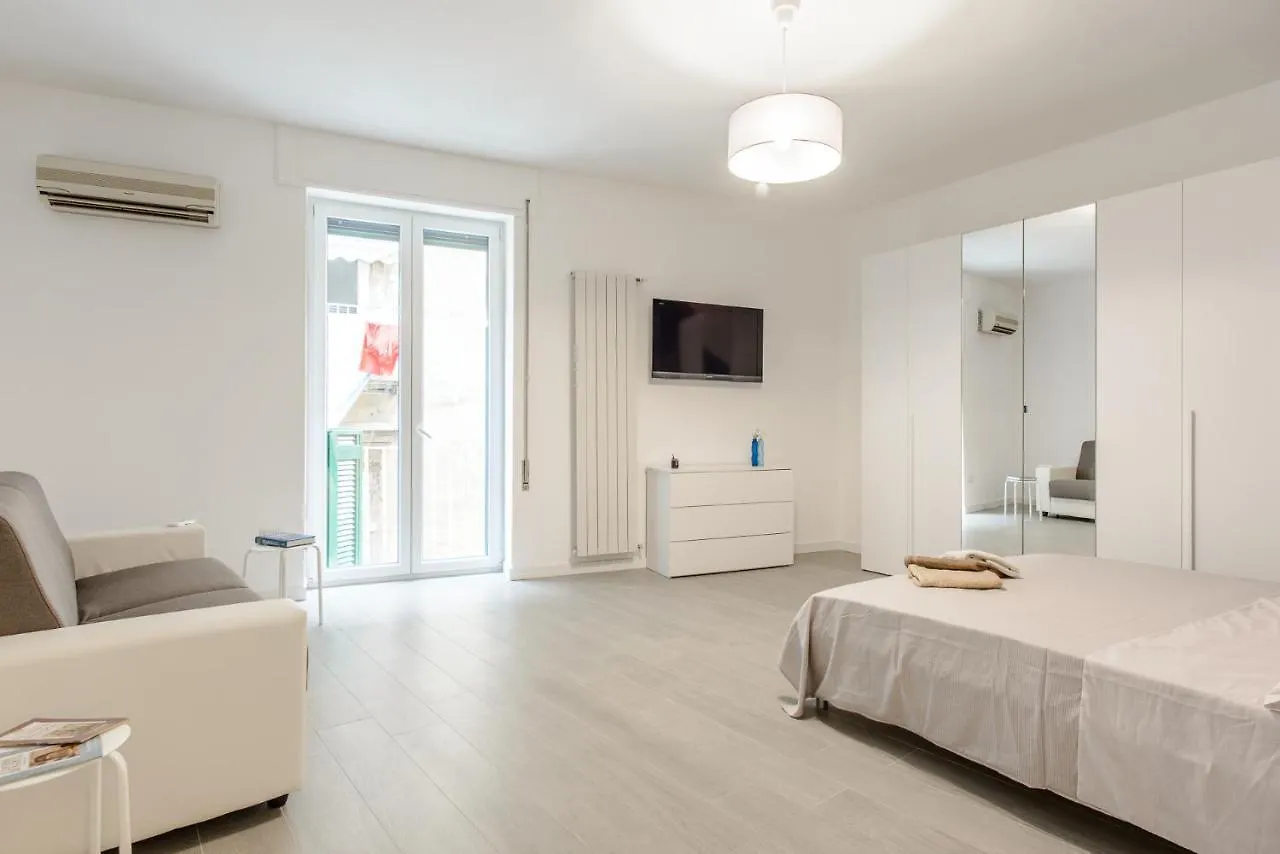 Sorelle Partenope Naples Apartment